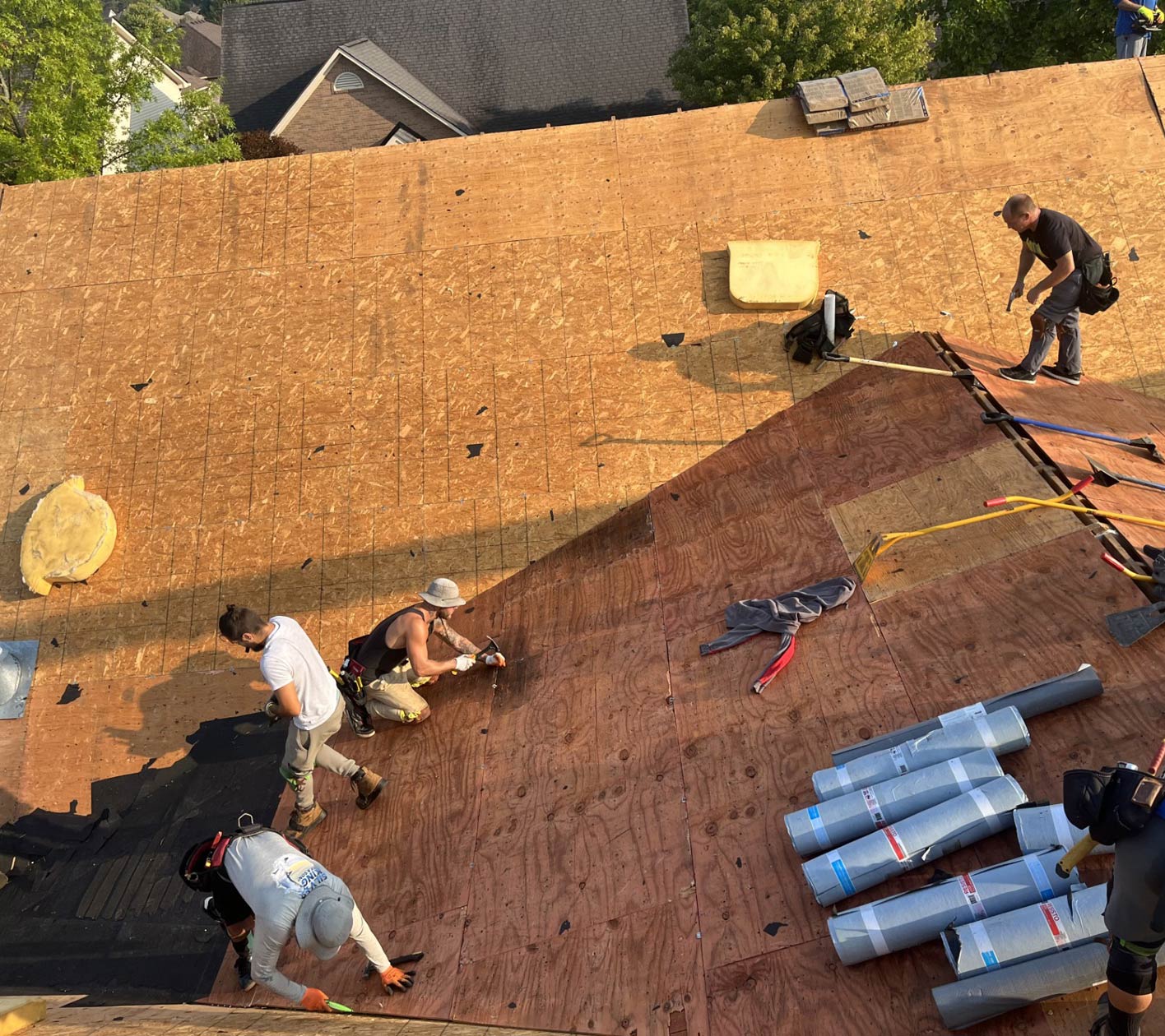 Clinton Township, Michigan roof tearoff